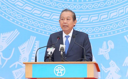Phó Thủ tướng Thường trực Chính phủ phát động ra quân Năm an toàn giao thông 2018